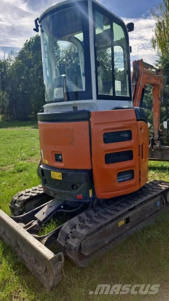 Hitachi ZX 26 حفارات صغيرة أقل من 7 طن (حفارات صغيرة)