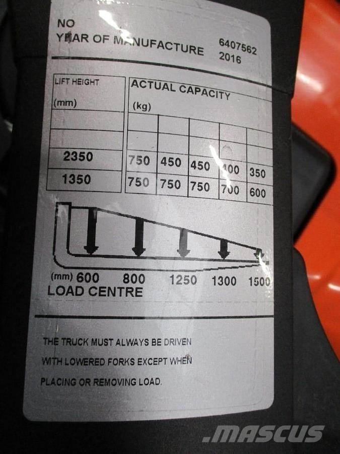 BT SPE120 XR رافعة منخفضة المستوى ذات منصة