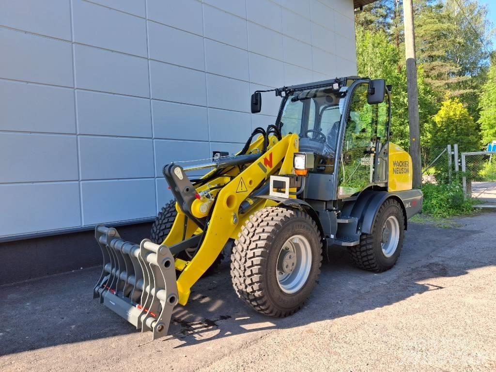 Wacker Neuson WL 70 لوادر بعجل
