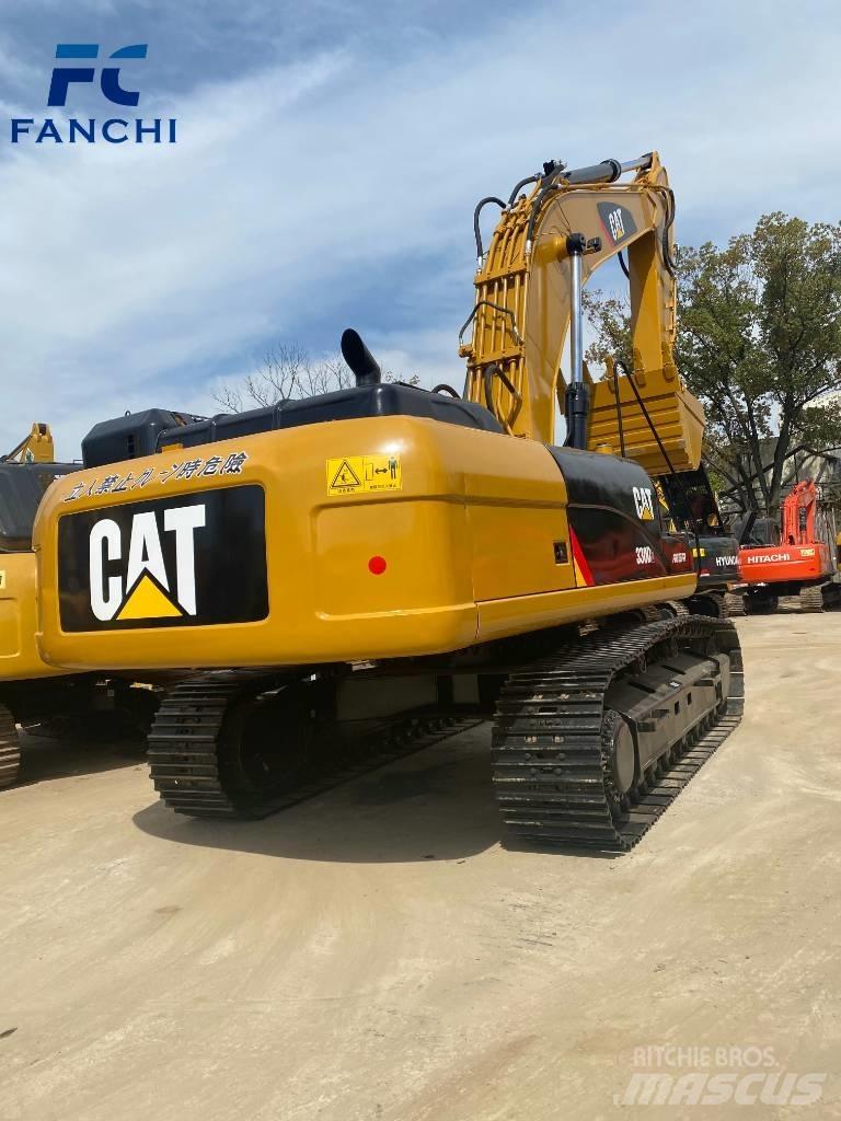 CAT 330d2 حفارات زحافة