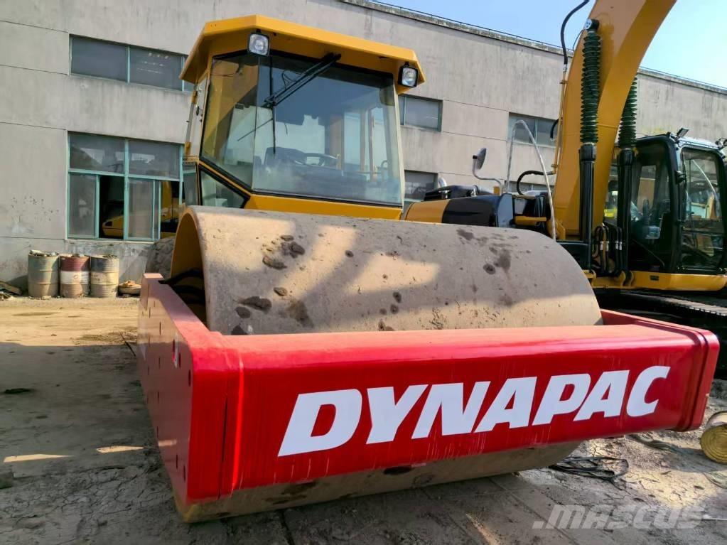 Dynapac CA 602 D مداحل أحادية الأسطوانة