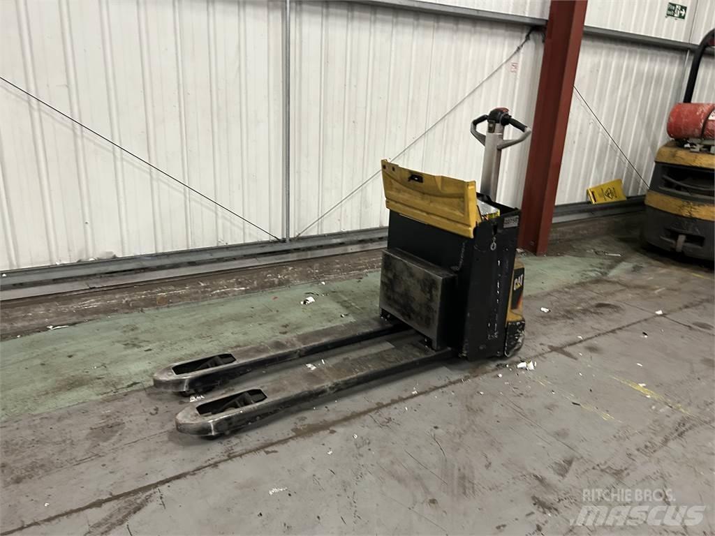 CAT NPP20N2 معدات الرفع منخفض المستوى