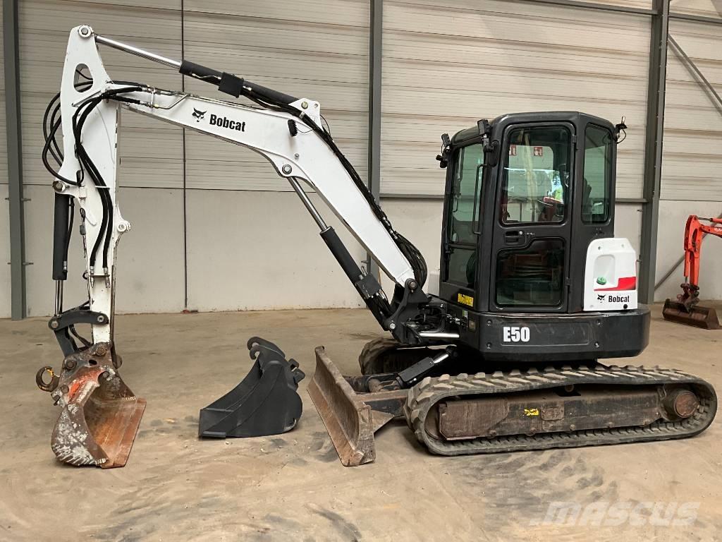 Bobcat E 50 EM حفارات صغيرة أقل من 7 طن (حفارات صغيرة)