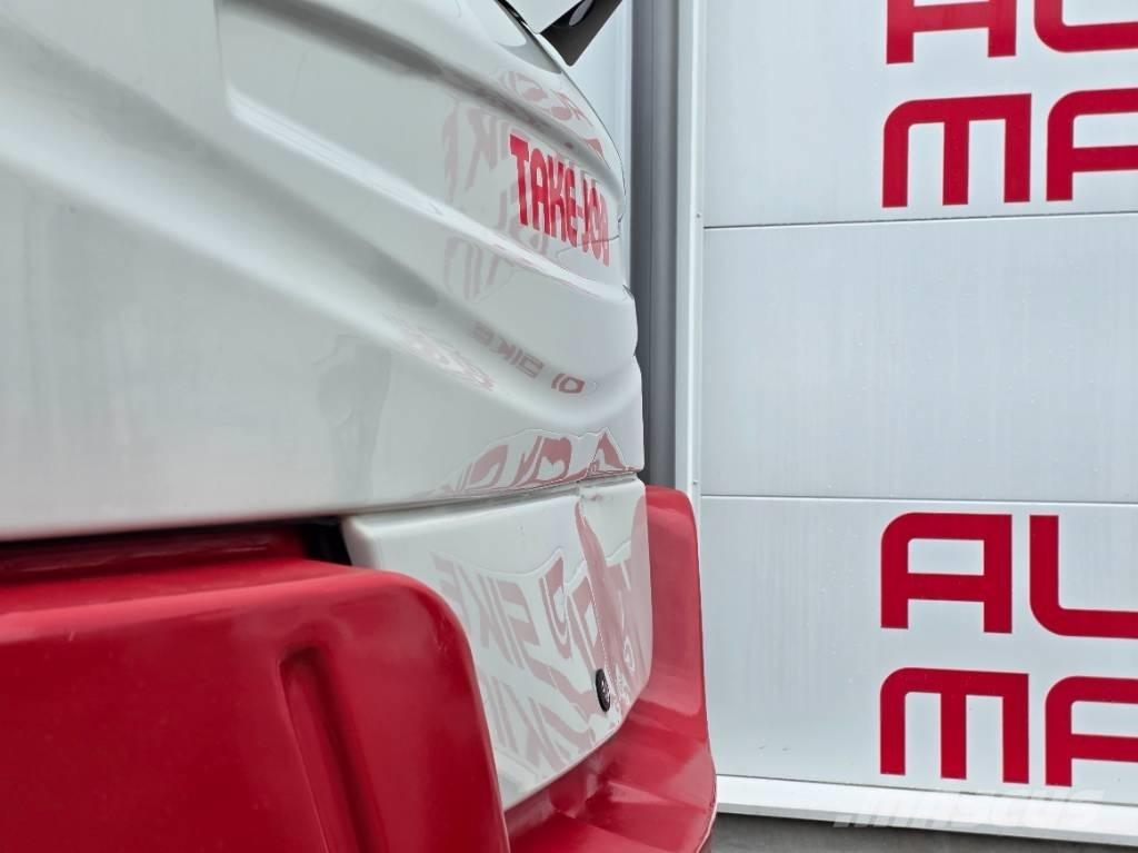Takeuchi TB 295 W حفارات بعجل