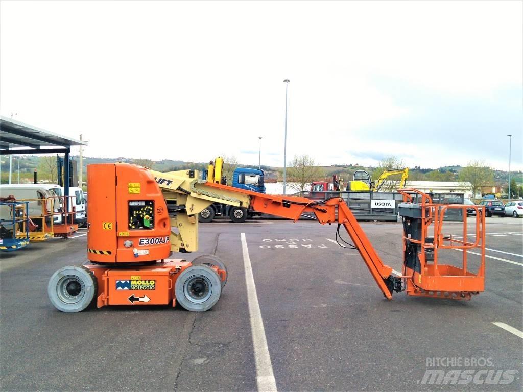 JLG E 300 AJP رافعات سلة مفصلية