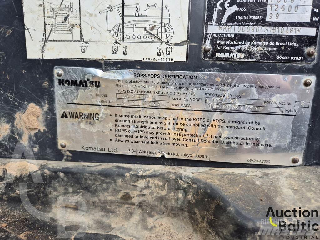 Komatsu D51EX-22 بلدوزرات مجنزرة