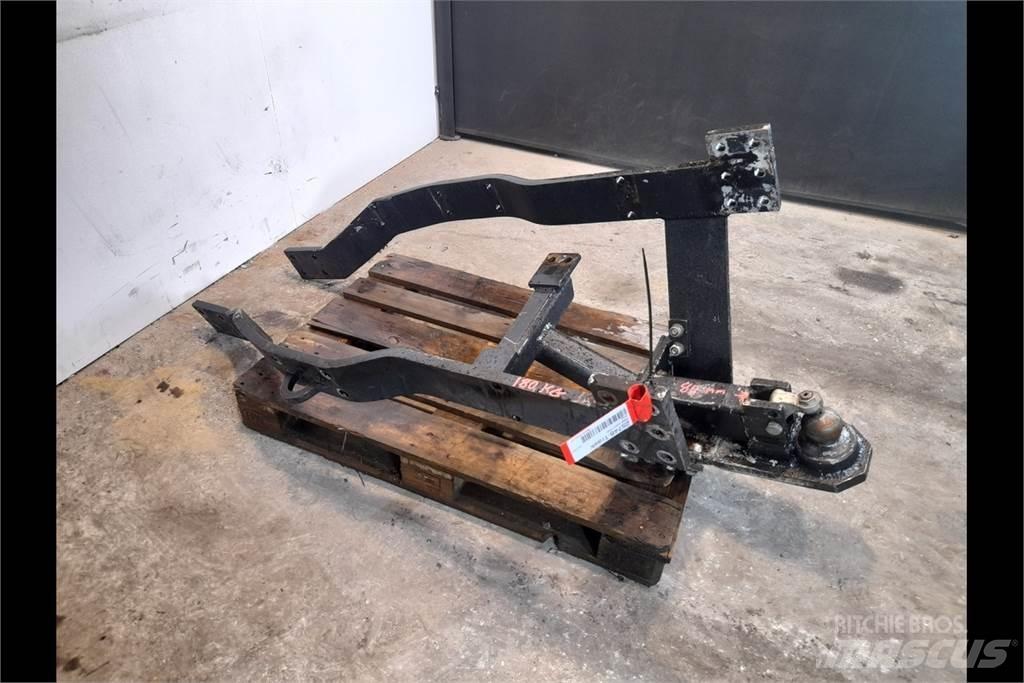 Valtra T254 Hitch ملحقات أخرى للجرارات