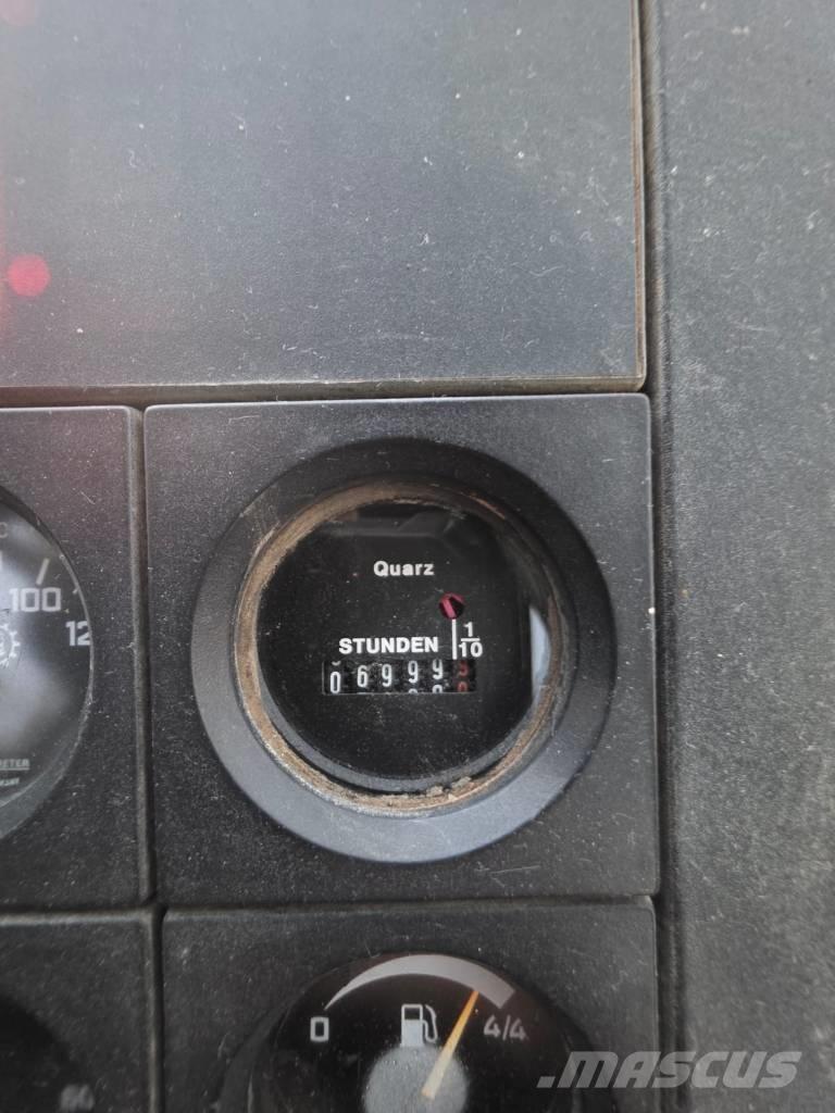 O&K L 25 لوادر بعجل