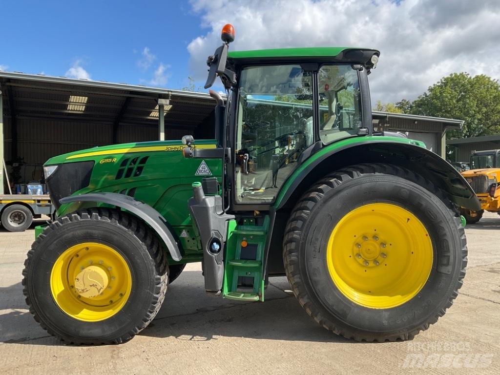 John Deere 6155 R الجرارات