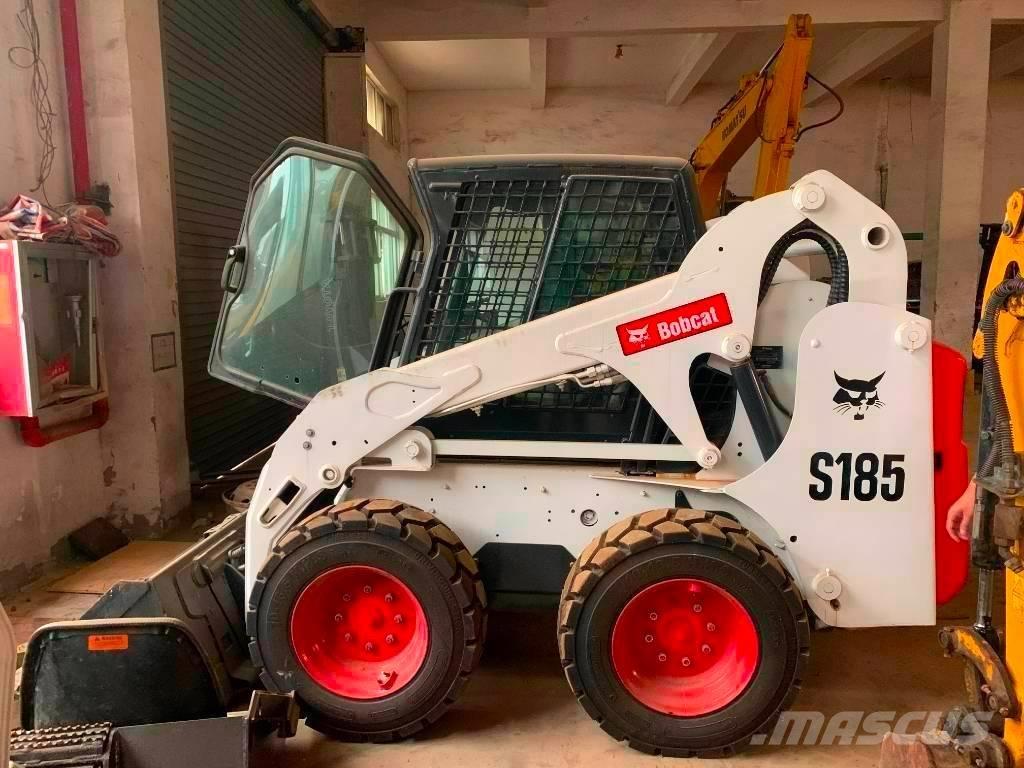 Bobcat S 185 لوادر انزلاقية التوجيه