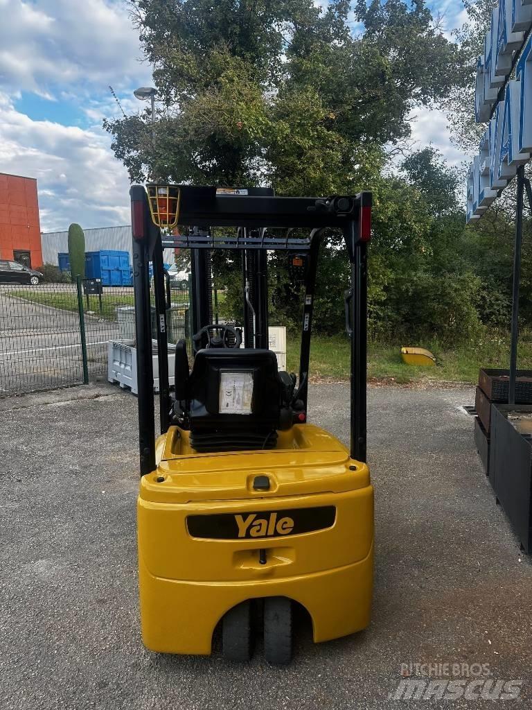 Yale ERP 20 VT شاحنات ذات رافعات شوكية تعمل بالكهرباء
