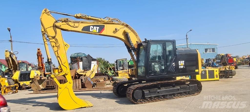 CAT 318FL حفارات زحافة