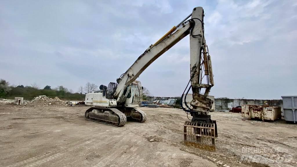 Liebherr R 924 حفارات زحافة