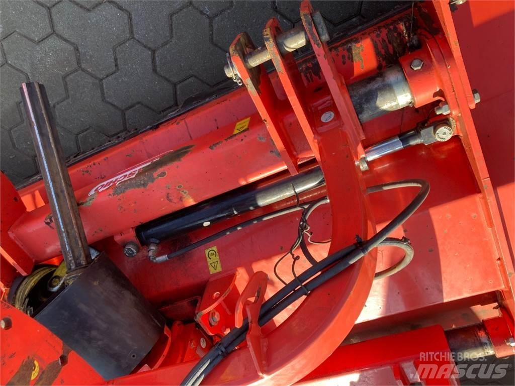 Maschio Bufalo 280 ماكينات أخرى لتجهيز الأراضي