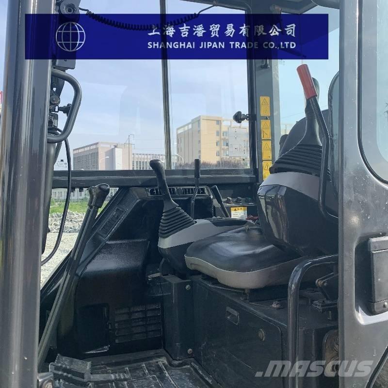 Komatsu PC 55 MR حفارات صغيرة أقل من 7 طن (حفارات صغيرة)