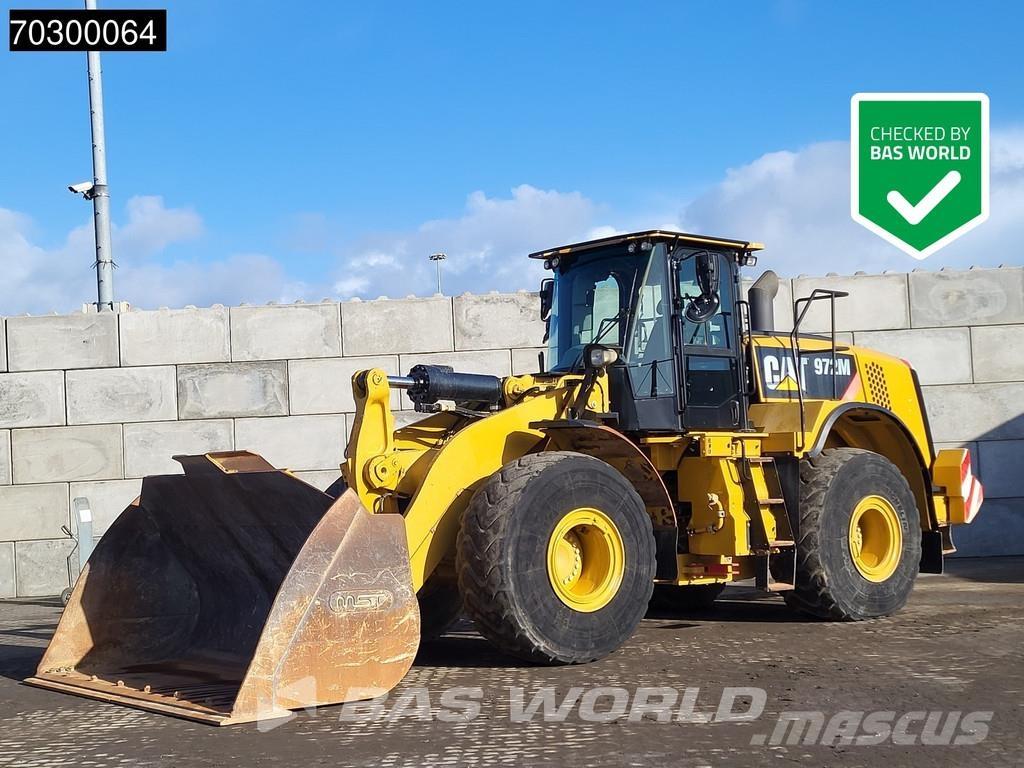 CAT 972 M لوادر بعجل