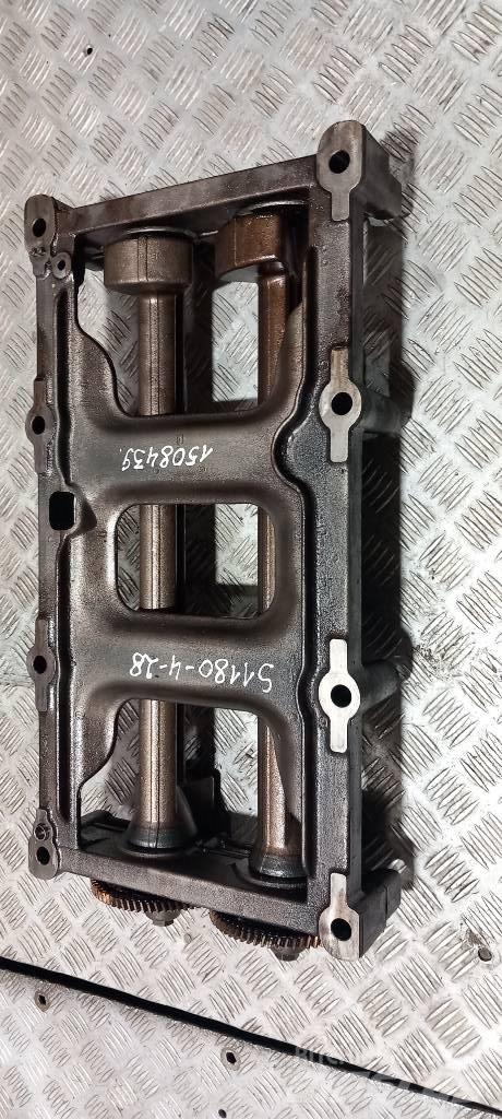 Scania P 360.    1508439 محركات