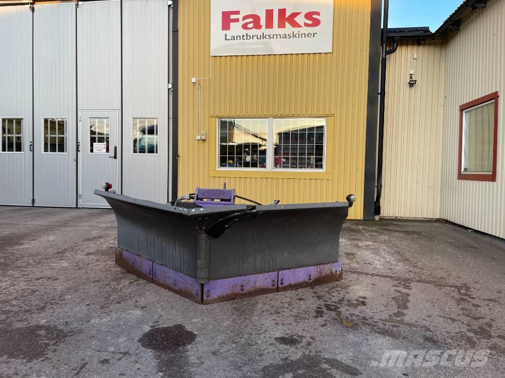 Holms Vikplog 2,8m. حراثات ونصول الجليد