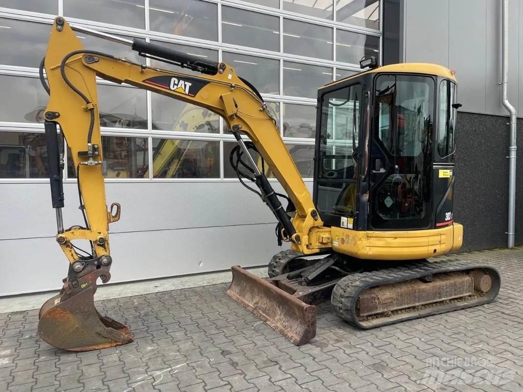 CAT 303CR حفارات صغيرة أقل من 7 طن (حفارات صغيرة)