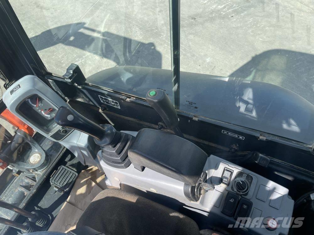 Kubota U 27-4 حفارات صغيرة أقل من 7 طن (حفارات صغيرة)