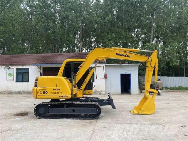 Komatsu PC 60-7 حفارات زحافة