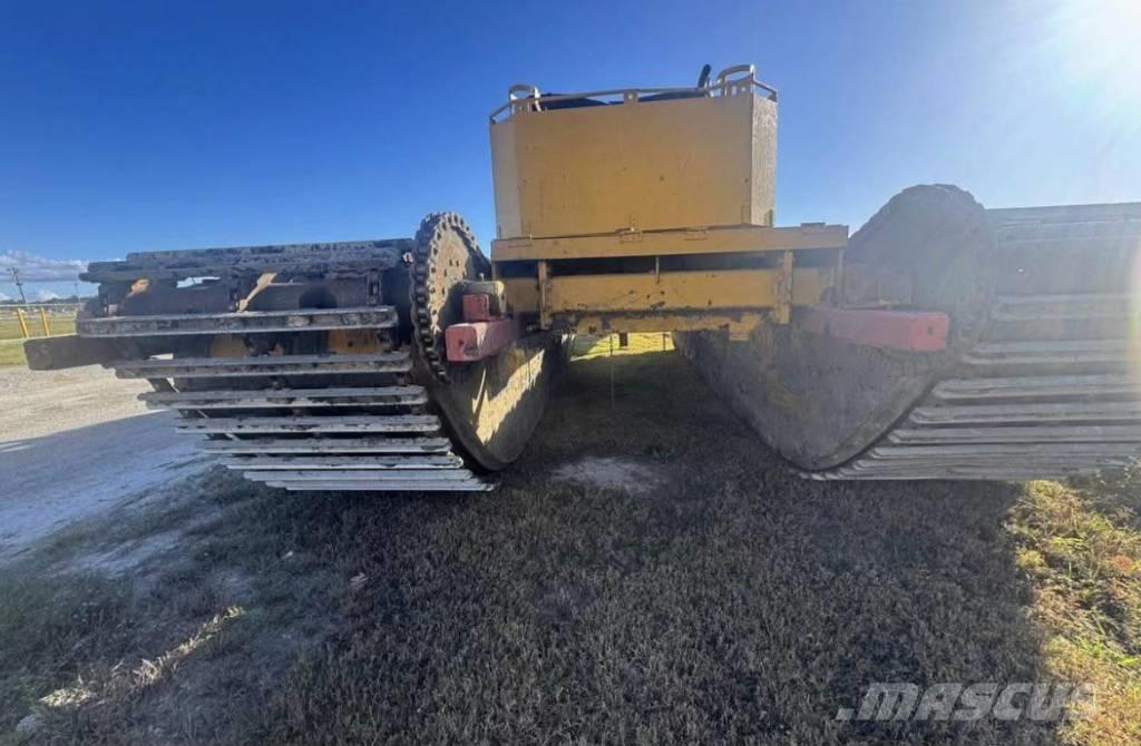 CAT 320 EL حفارات زحافة