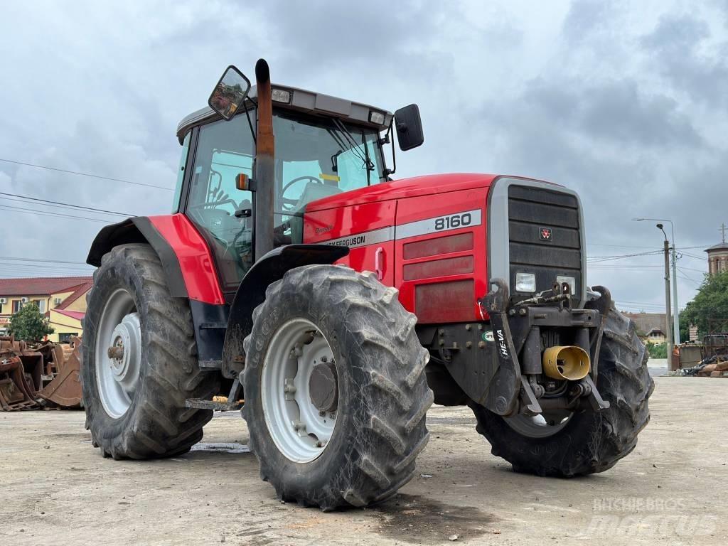 Massey Ferguson 8160 الجرارات