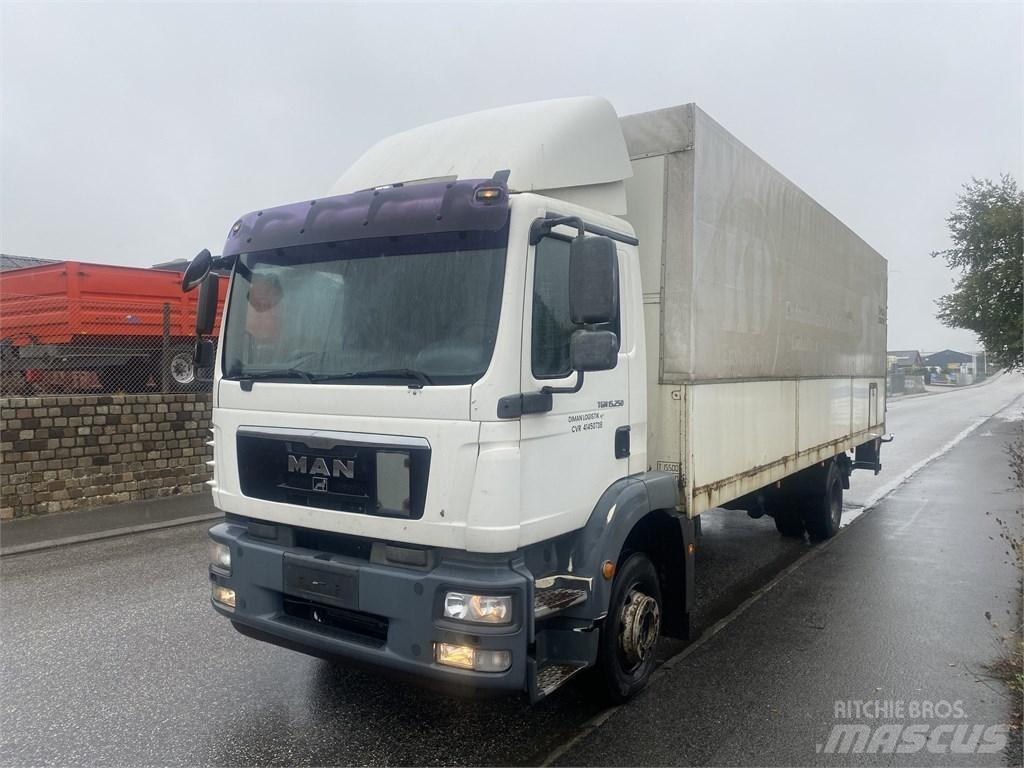 MAN TGM 15.250 شاحنات بغطاء جانبي