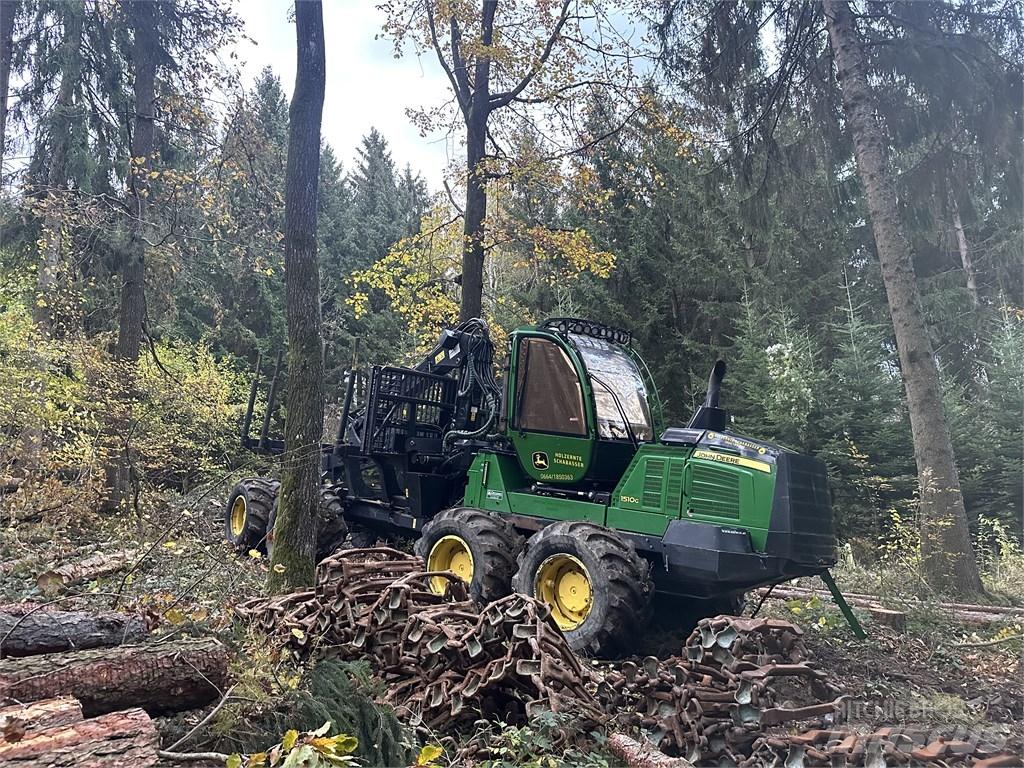 John Deere 1510G شاحنات