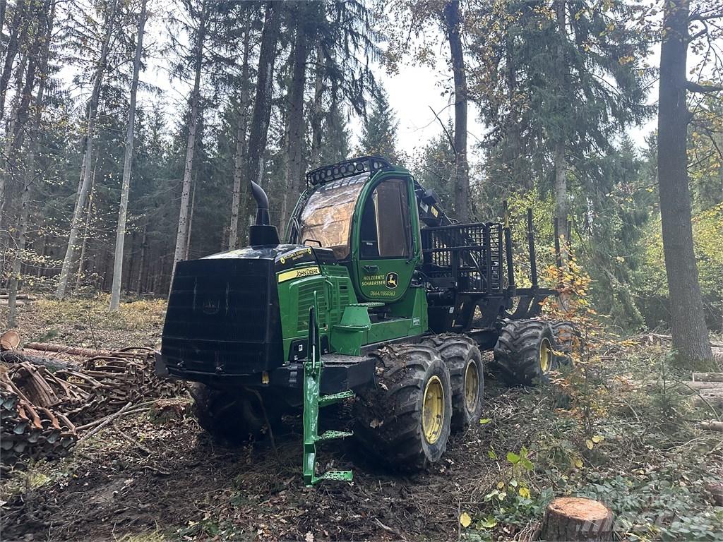 John Deere 1510G شاحنات