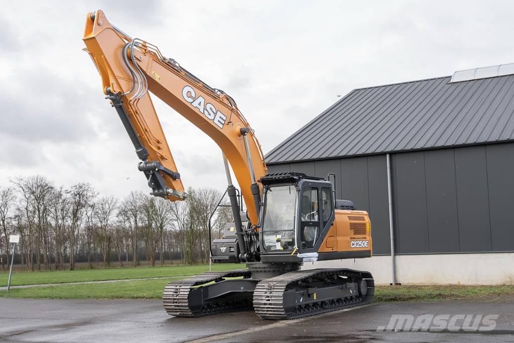CASE CX 250 E حفارات زحافة