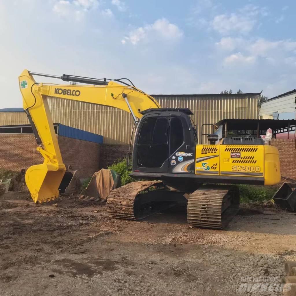 Kobelco SK 200 D حفارات زحافة