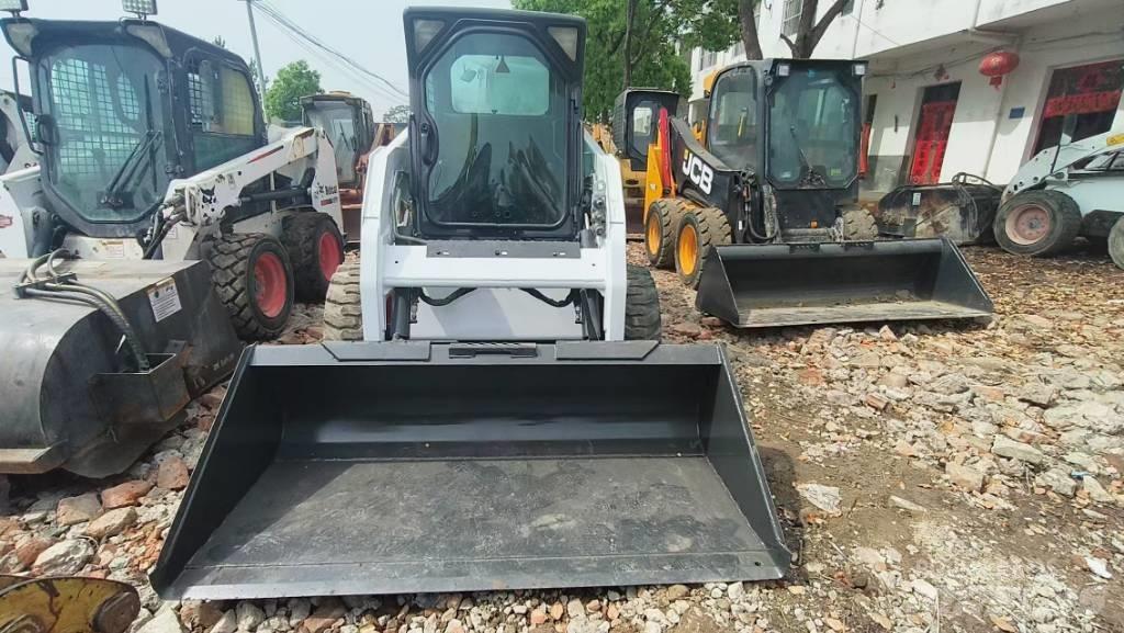 Bobcat S 160 لوادر انزلاقية التوجيه