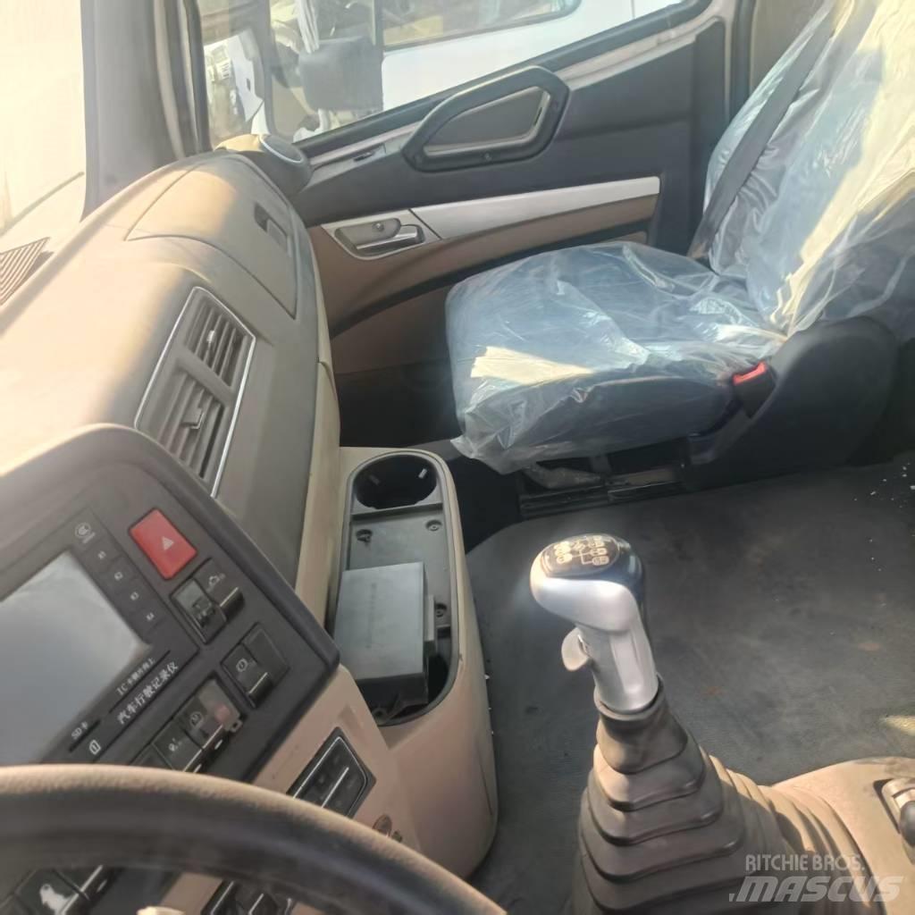 Howo Haohan 371 6X4 وحدات الجر