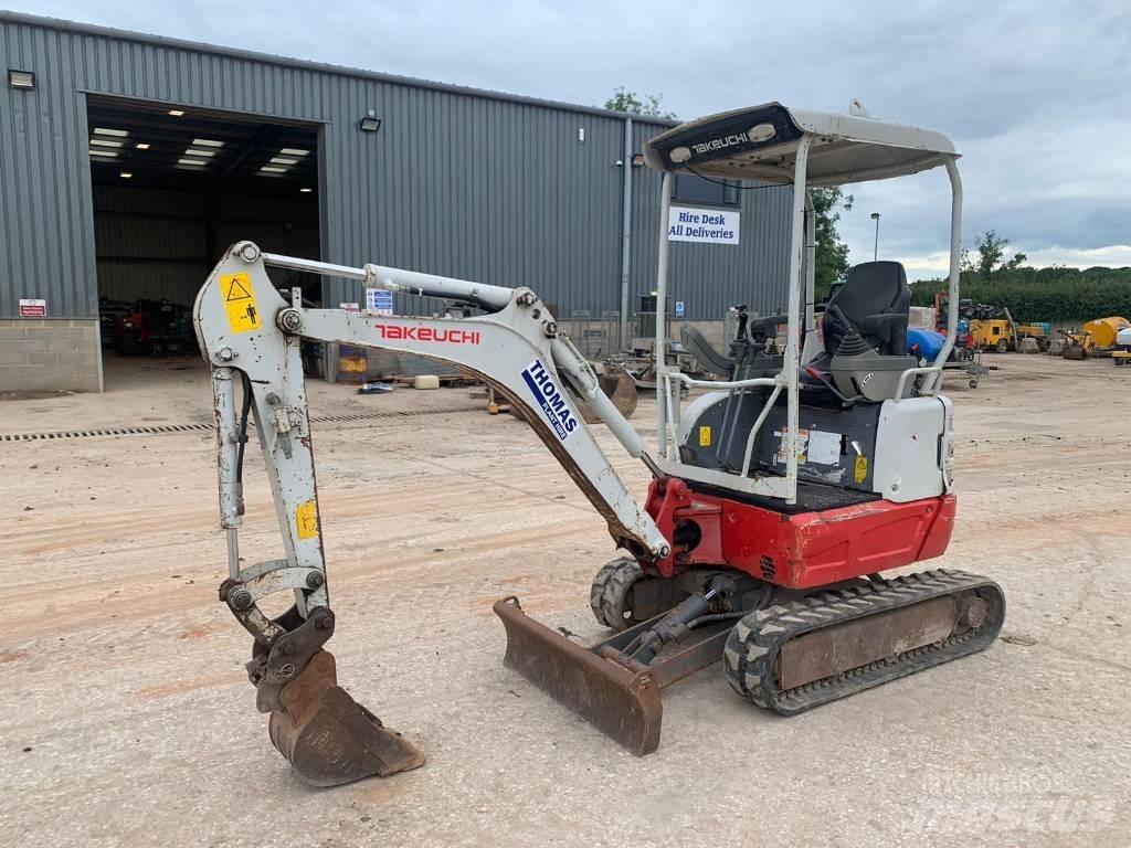 Takeuchi TB 215 R حفارات صغيرة أقل من 7 طن (حفارات صغيرة)