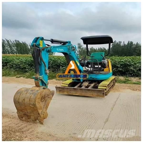 Kubota U 20 حفارات صغيرة أقل من 7 طن (حفارات صغيرة)