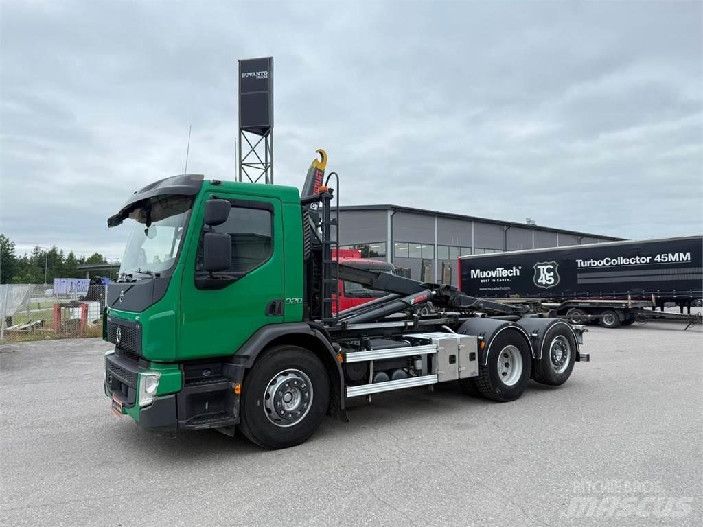 Volvo FE320 6x2*4 شاحنات الرافعات الخطافية