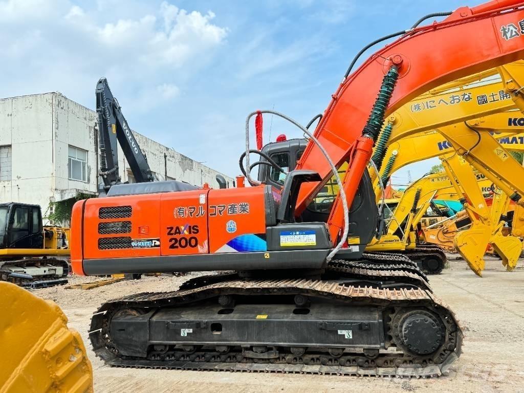 Hitachi ZX 200 حفارات زحافة
