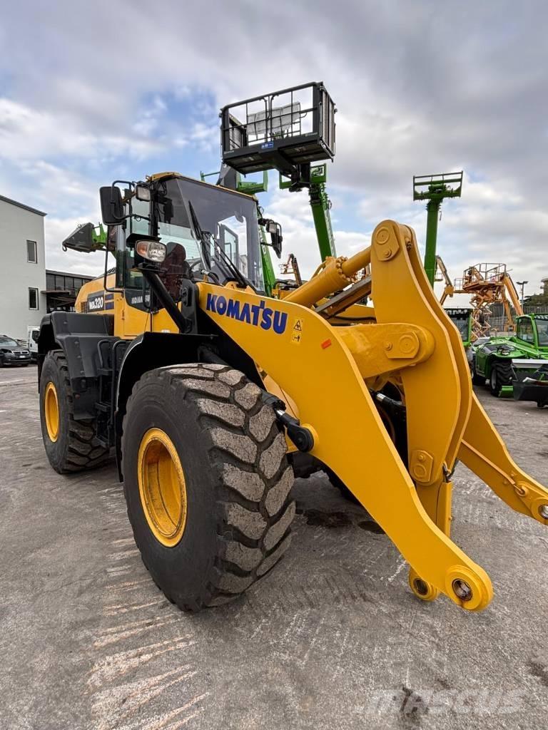 Komatsu WA 320-8 لوادر بعجل