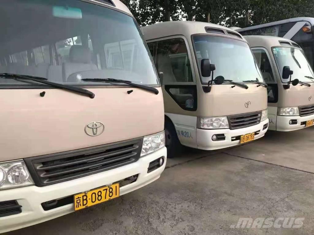 Toyota Coaster Bus حافلة صغيرة
