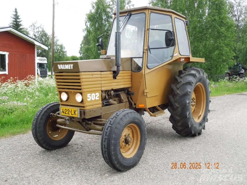 Valmet 502 الجرارات