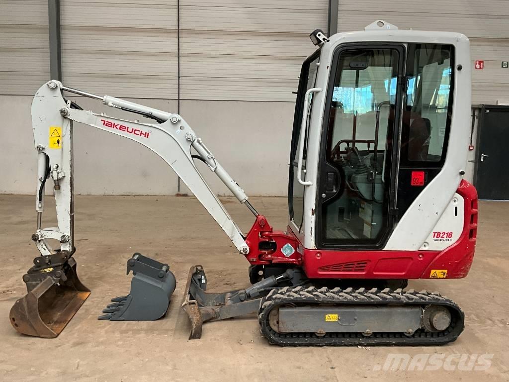 Takeuchi TB 216 حفارات صغيرة أقل من 7 طن (حفارات صغيرة)