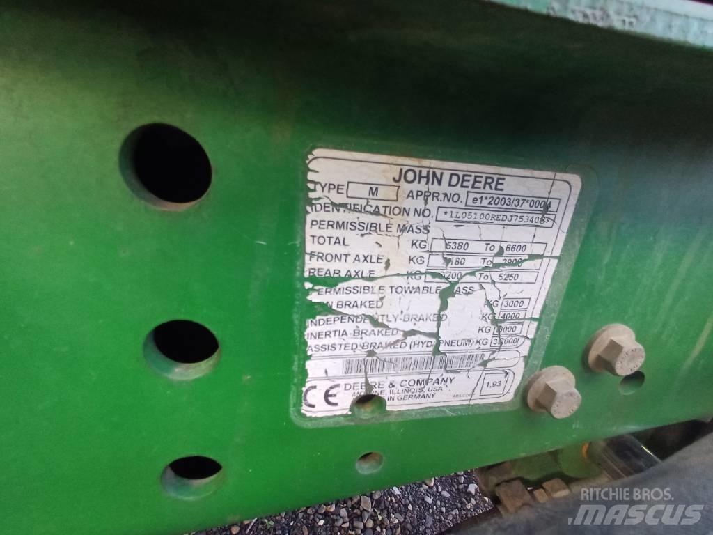 John Deere 5100 R الجرارات