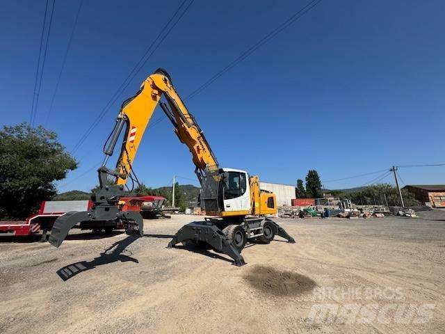 Liebherr LH 24 مناولات المخلفات / مناولات صناعية