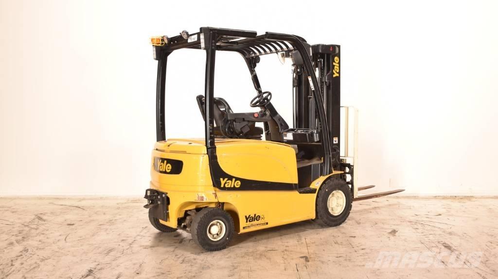 Yale ERP25VLE شاحنات ذات رافعات شوكية تعمل بالكهرباء