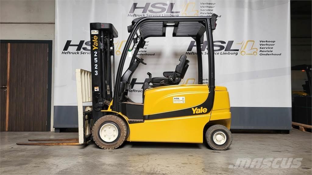 Yale ERP30VL 2016 شاحنات ذات رافعات شوكية تعمل بالكهرباء