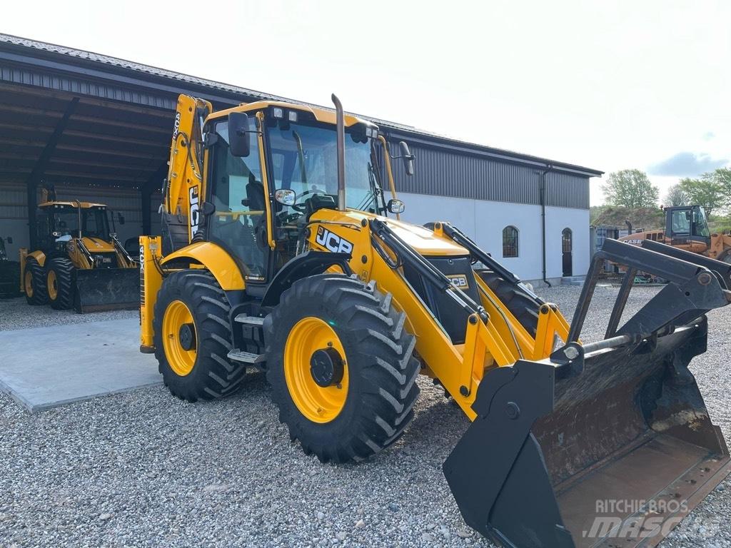 JCB 4 CX Pro لوادر ذات جرافات عكسية