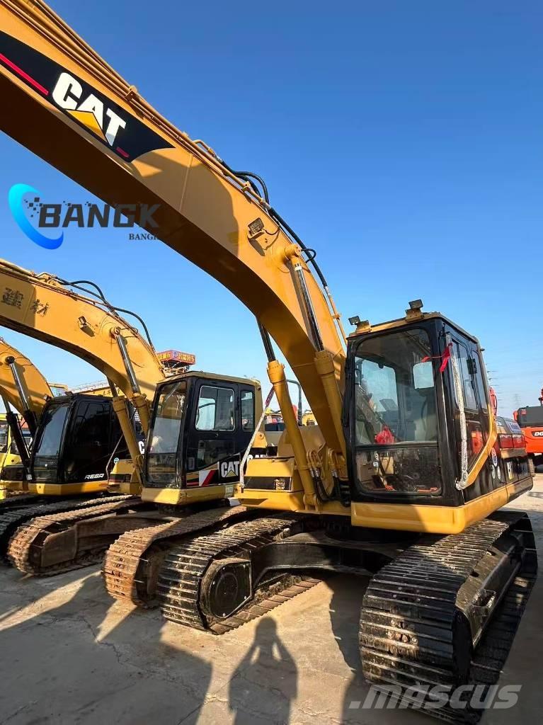 CAT 320 B حفارات زحافة