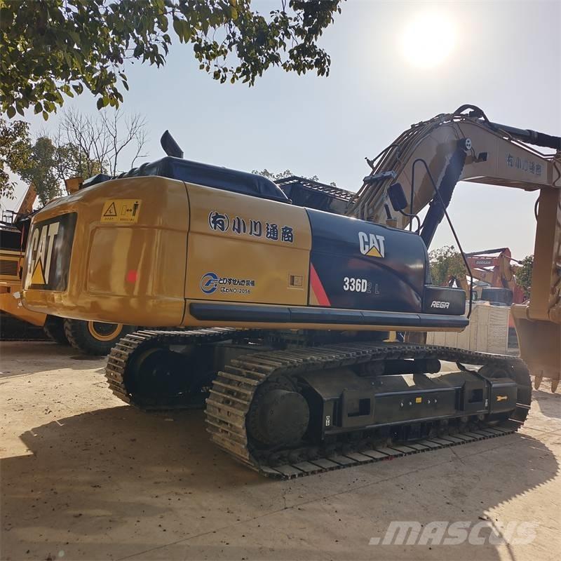 CAT 336 D حفارات زحافة