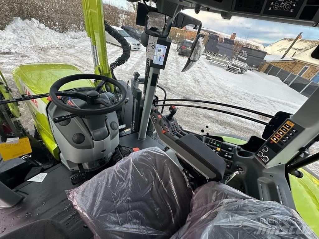 CLAAS Arion 650 CIS+ الجرارات